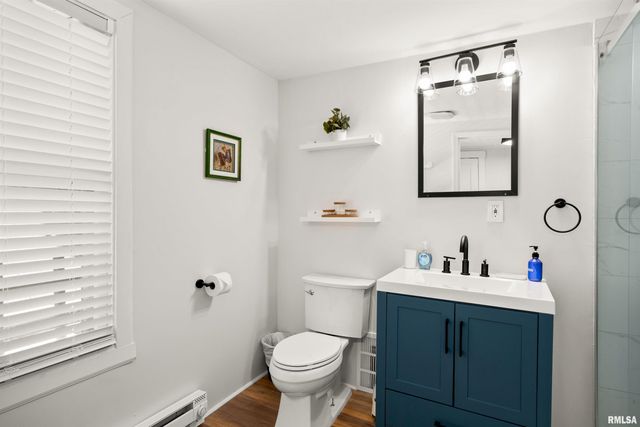 810 E SCIOTA Avenue, Peoria Heights, IL 61616