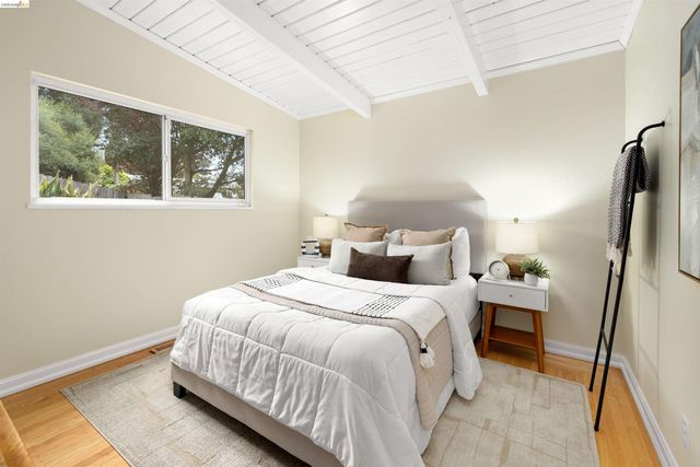 7408 Park Vista, El Cerrito, CA 94530