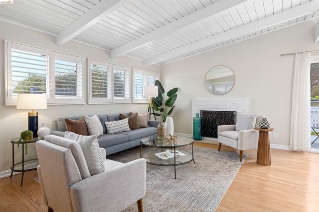 7408 Park Vista, El Cerrito, CA 94530