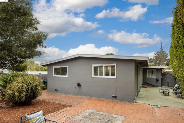 7408 Park Vista, El Cerrito, CA 94530