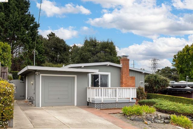 7408 Park Vista, El Cerrito, CA 94530