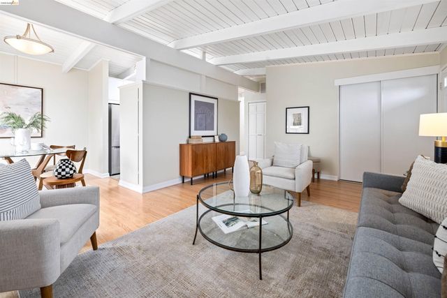 7408 Park Vista, El Cerrito, CA 94530