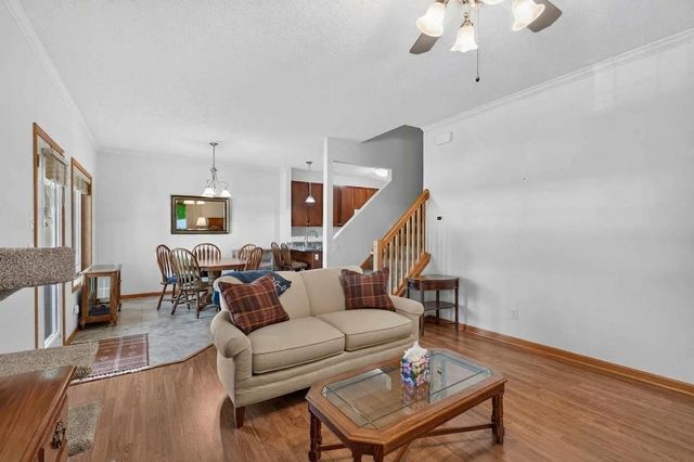8600 Tessman Circle N, Brooklyn Park, MN 55445