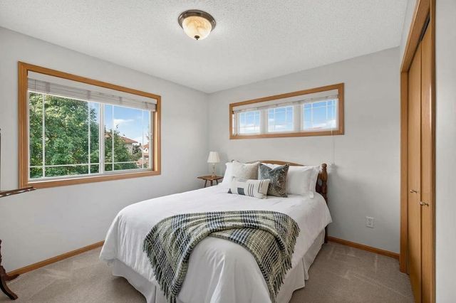 8600 Tessman Circle N, Brooklyn Park, MN 55445
