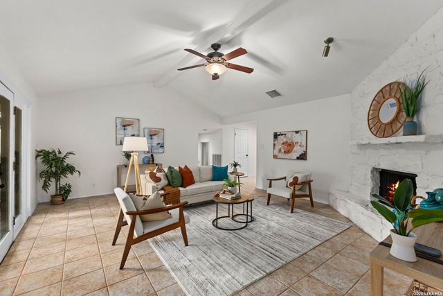 2526 Wilderness Hill, San Antonio, TX 78231