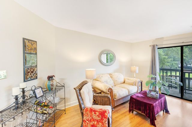 310 Westlake Court 310, Niceville, FL 32578