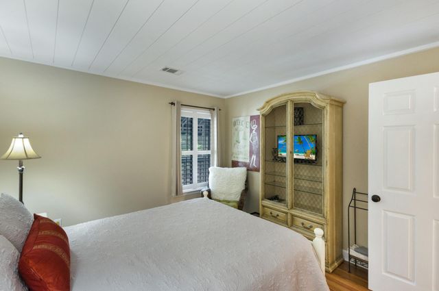 310 Westlake Court 310, Niceville, FL 32578