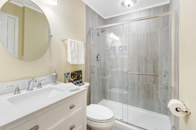 310 Westlake Court 310, Niceville, FL 32578