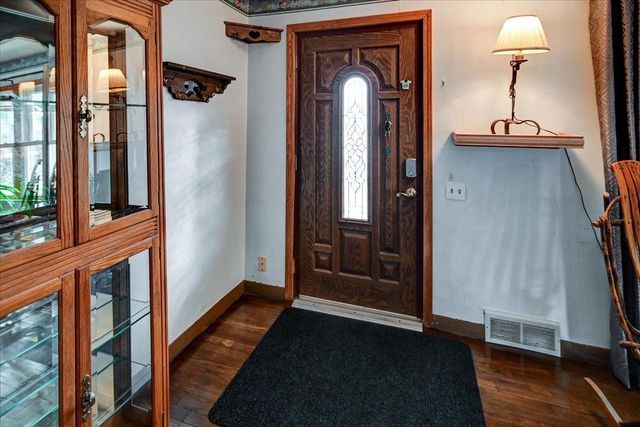 5203 Maywood Road, Monona, WI 53716