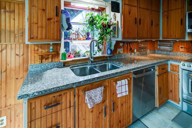 5203 Maywood Road, Monona, WI 53716