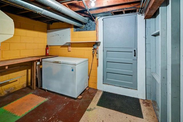 5203 Maywood Road, Monona, WI 53716