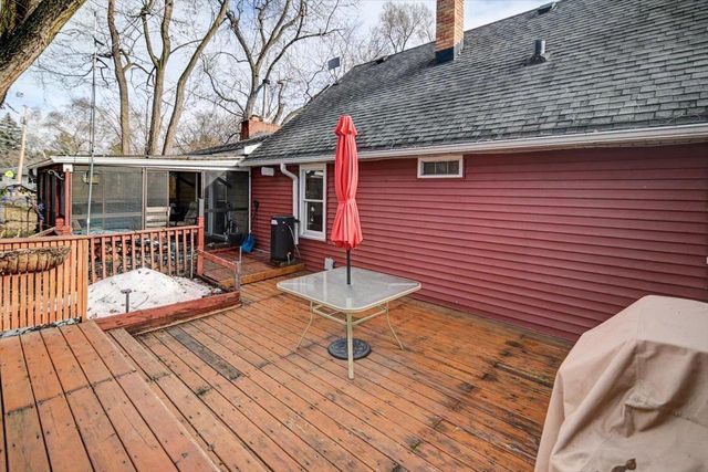 5203 Maywood Road, Monona, WI 53716
