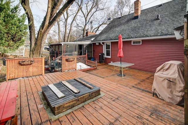 5203 Maywood Road, Monona, WI 53716