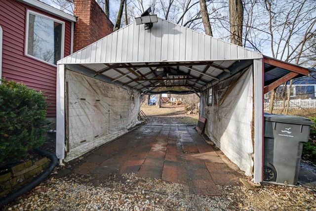 5203 Maywood Road, Monona, WI 53716