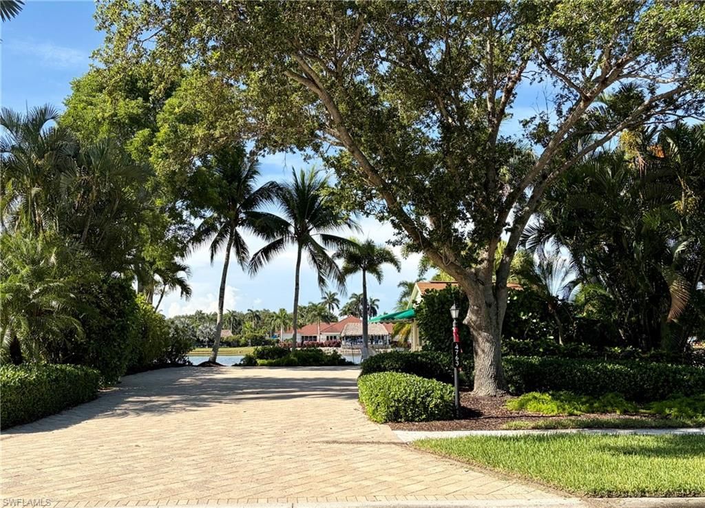 4763 Southern Breeze DR, NAPLES, FL 34114 — photo 2