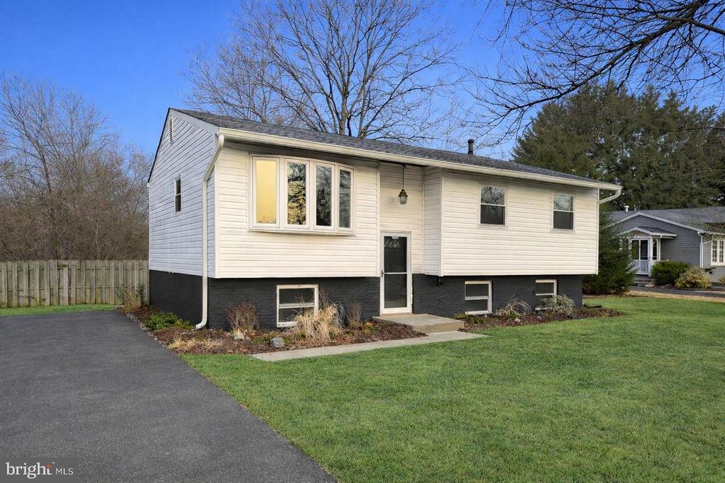 3010 MARLIN DR, Riva, MD 21140