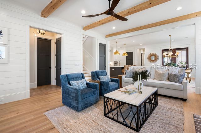 123 Hunting Lodge Rd, Bluffton, SC 29910