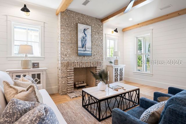 123 Hunting Lodge Rd, Bluffton, SC 29910