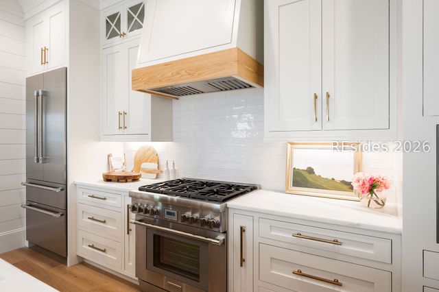 123 Hunting Lodge Rd, Bluffton, SC 29910