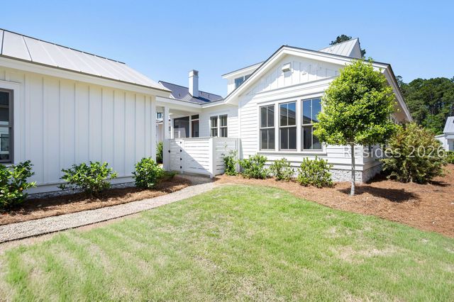 123 Hunting Lodge Rd, Bluffton, SC 29910