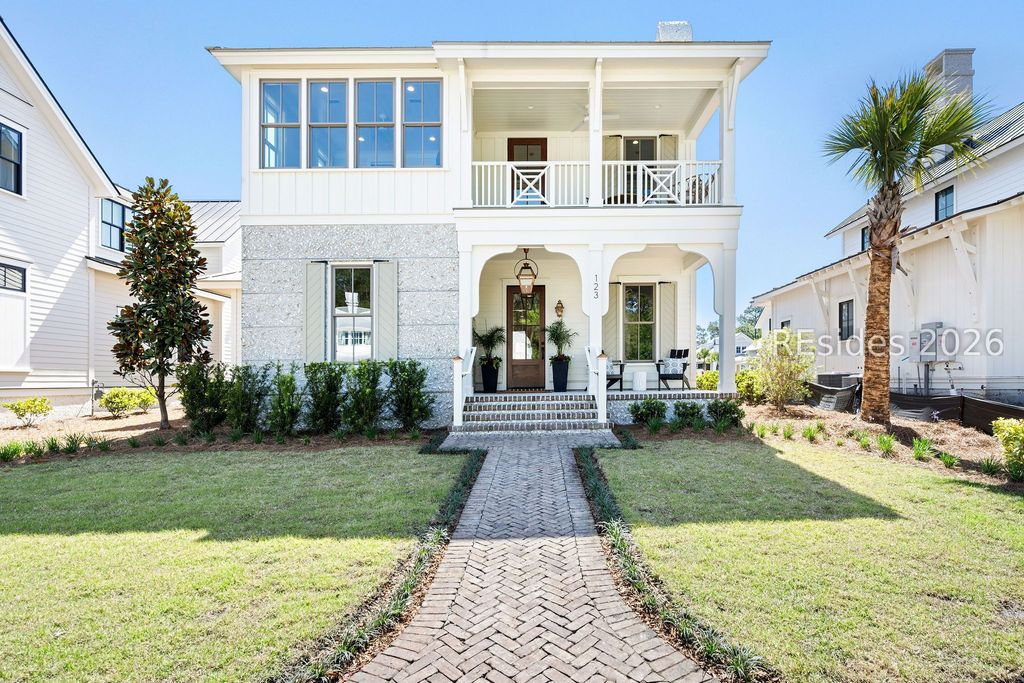 123 Hunting Lodge Rd, Bluffton, SC 29910
