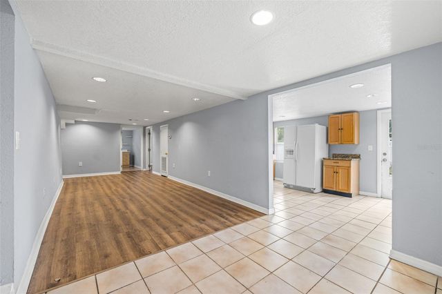 305 E HANNA AVENUE, Tampa, FL 33604