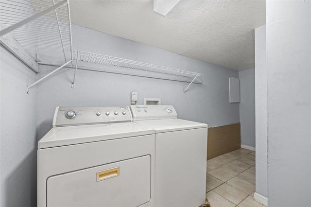 305 E HANNA AVENUE, Tampa, FL 33604
