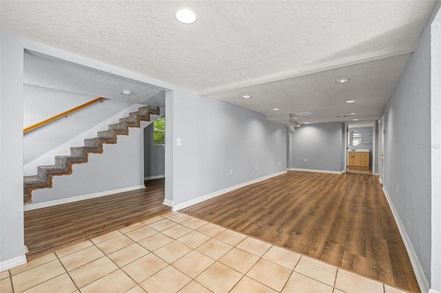 305 E HANNA AVENUE, Tampa, FL 33604