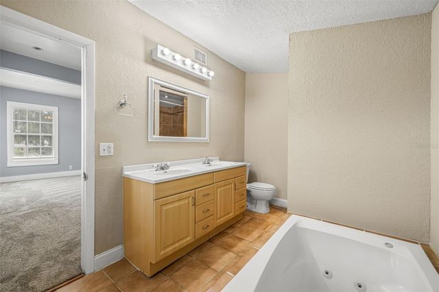 305 E HANNA AVENUE, Tampa, FL 33604