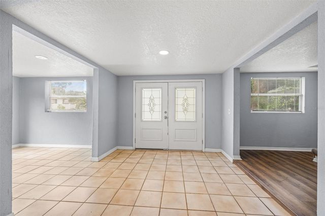 305 E HANNA AVENUE, Tampa, FL 33604