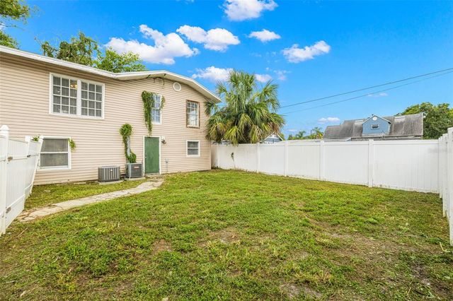 305 E HANNA AVENUE, Tampa, FL 33604