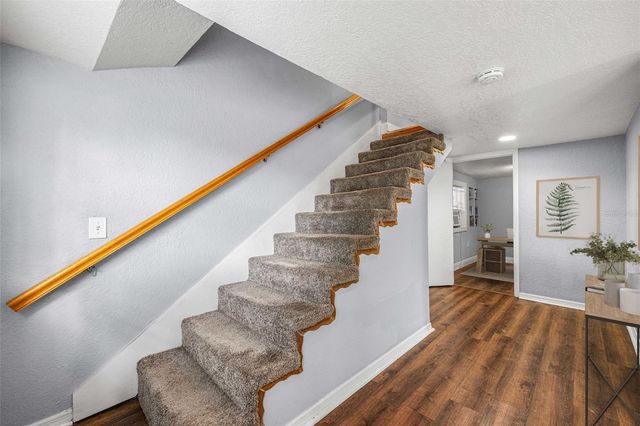 305 E HANNA AVENUE, Tampa, FL 33604