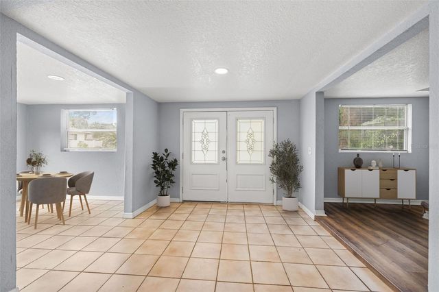 305 E HANNA AVENUE, Tampa, FL 33604