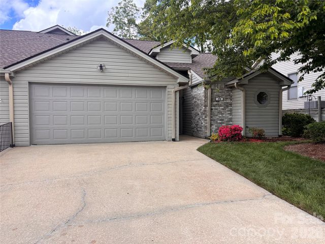 39 Tisha Lane, Hendersonville, NC 28739