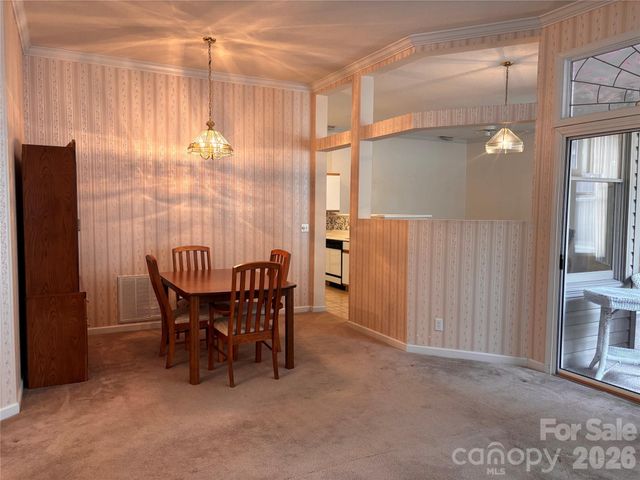 39 Tisha Lane, Hendersonville, NC 28739
