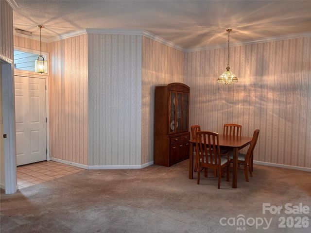 39 Tisha Lane, Hendersonville, NC 28739