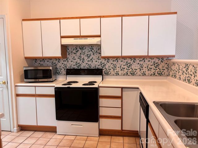 39 Tisha Lane, Hendersonville, NC 28739