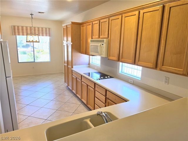 1853 EAGLE MESA Avenue, Henderson, NV 89012