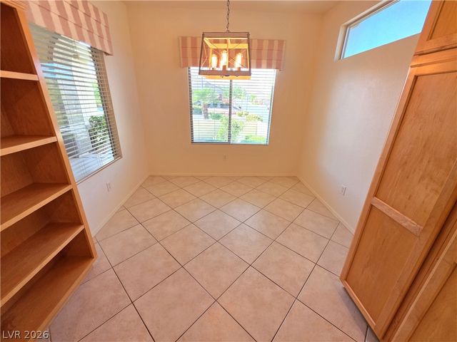 1853 EAGLE MESA Avenue, Henderson, NV 89012