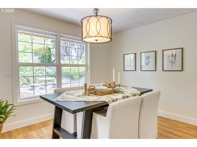 180 Sw 130TH Ave, Beaverton, OR 97005