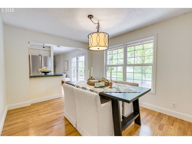 180 Sw 130TH Ave, Beaverton, OR 97005