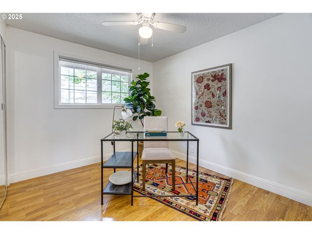 180 Sw 130TH Ave, Beaverton, OR 97005