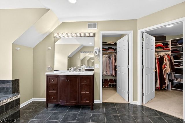 865 Madison Ave, Bridgewater Twp., NJ 08807