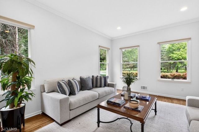 865 Madison Ave, Bridgewater Twp., NJ 08807
