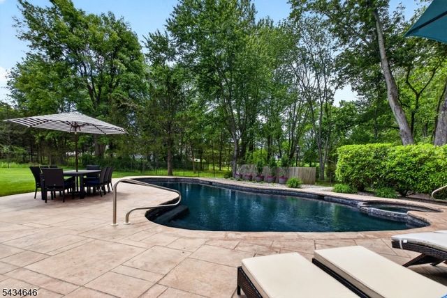865 Madison Ave, Bridgewater Twp., NJ 08807