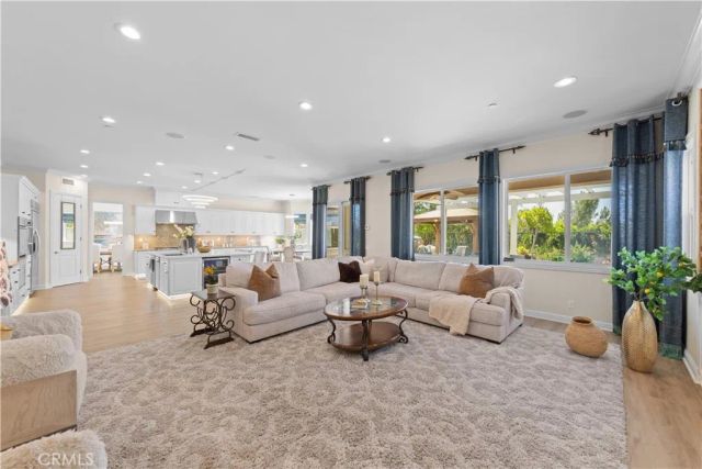 18974 Secretariat Way, Yorba Linda, CA 92886