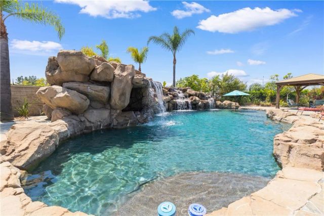 18974 Secretariat Way, Yorba Linda, CA 92886