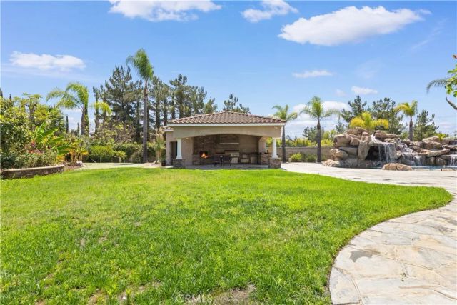18974 Secretariat Way, Yorba Linda, CA 92886