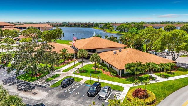 13300 SW 1st St 114O, Pembroke Pines, FL 33027