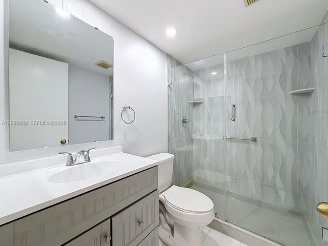 13300 SW 1st St 114O, Pembroke Pines, FL 33027